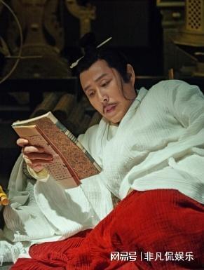 娱乐吃瓜老戏骨,揭秘老戏骨的吃瓜传奇