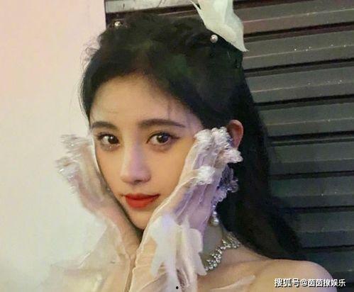 娱乐吃瓜丫鞠婧祎,娱乐吃瓜界的焦点女神”